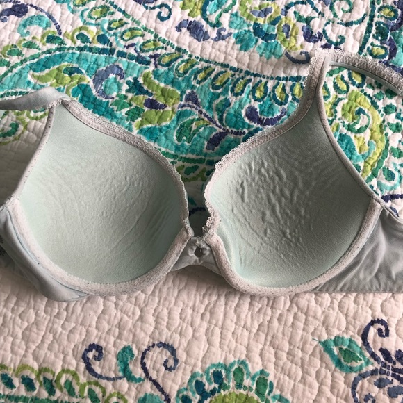 Used.  Perfect Shape Bra. - Picture 3 of 5
